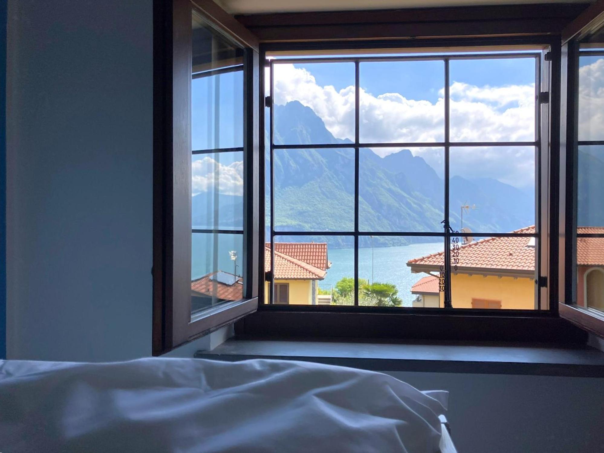 Happy Guest Apartments - Lake View And Pool Riva di Solto Ngoại thất bức ảnh